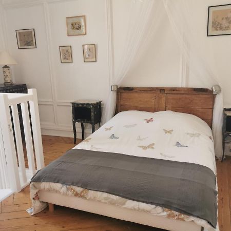 Les Papillons De St Leonard Apartment Онфльор Екстериор снимка