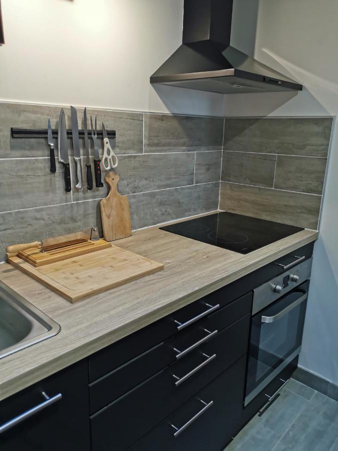 Les Papillons De St Leonard Apartment Онфльор Екстериор снимка